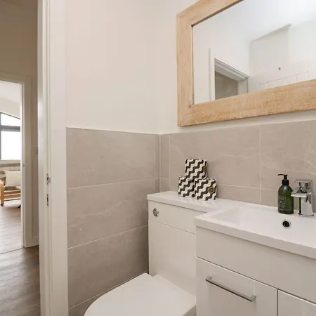 Driftwood * ألفرستون